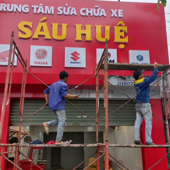 Làm Bảng Hiệu Alu – Báo giá Ốp mặt dựng alu tại Biên Hòa